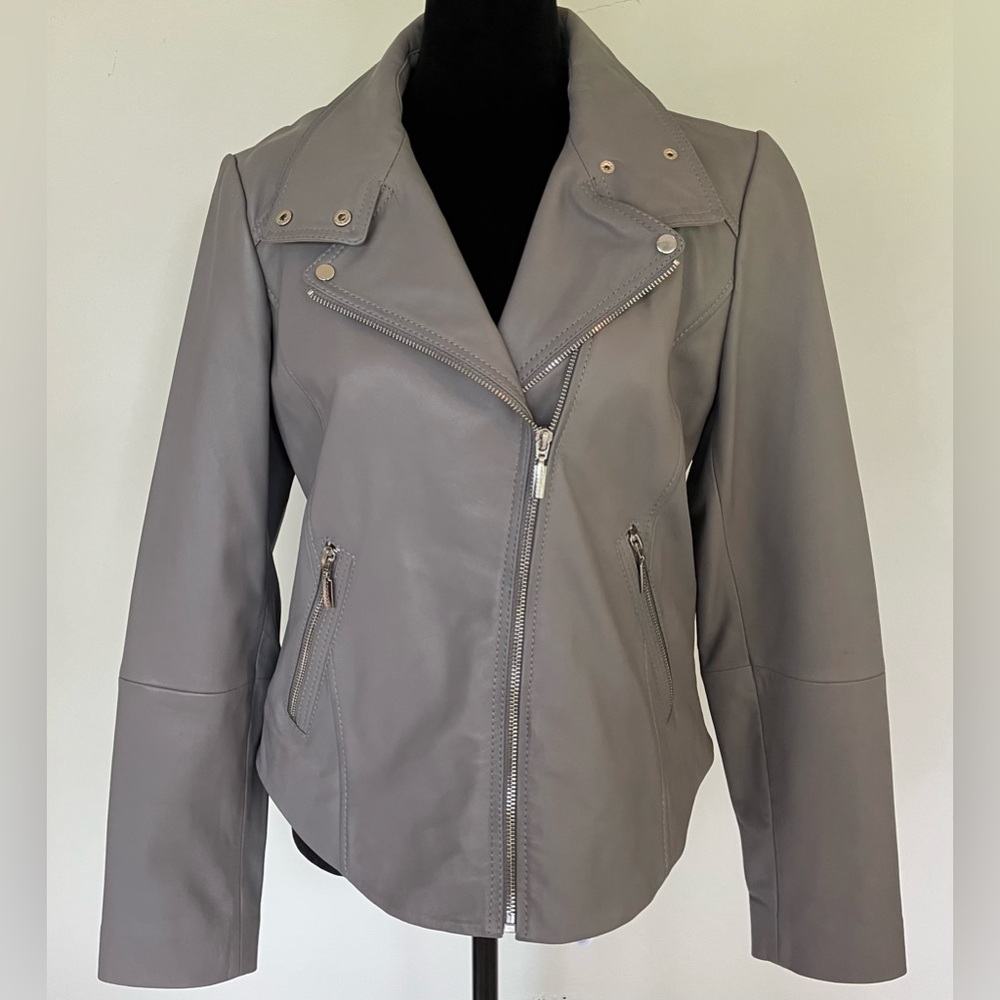 Bernardo Gray Genuine Leather Moto Jacket Women’s Medium